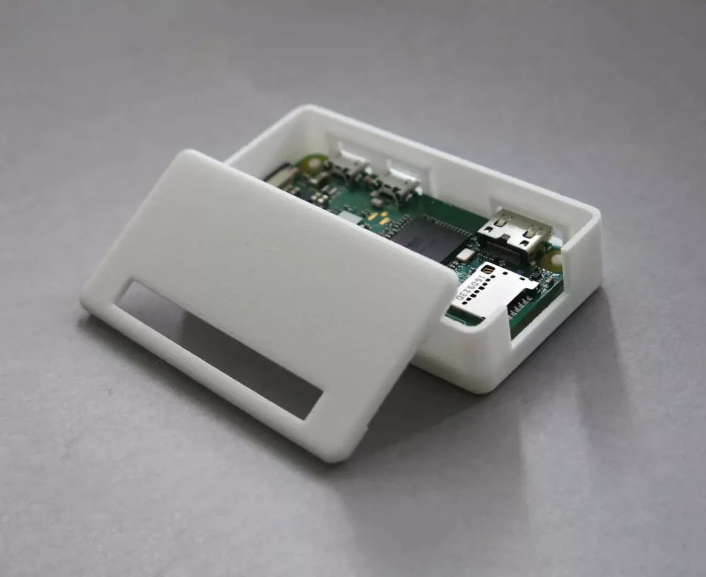 Manufacturing services for plastic casings of electronic products