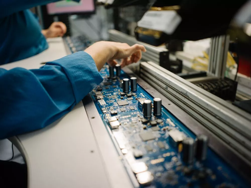 Inspection of the PCB assembly and manufacturing process
