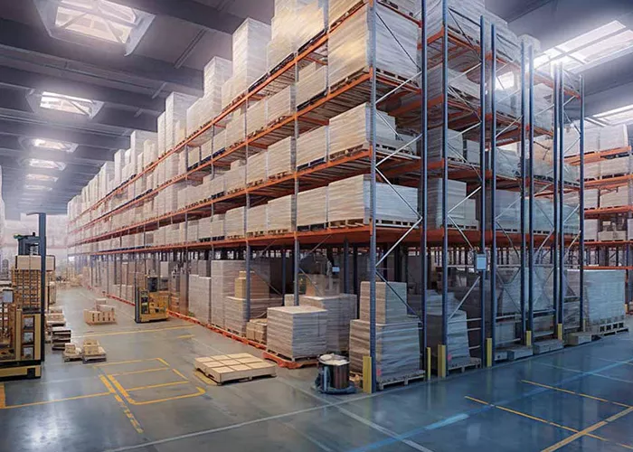 Large clean warehouse